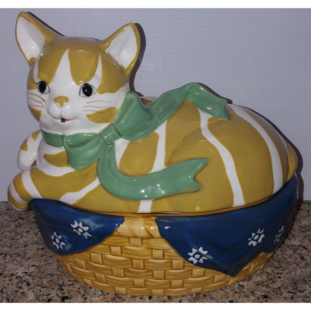 VTG HAPPY KITTY in Basket Cookie Jar Tan White Blue Green 11x12x8 B&D Japan Cat